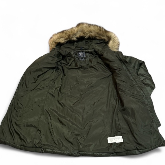Abercrombie & Fitch 1892 Down Filled Quilted Faux Fur Hooded Parka Puffer - Picture 5 of 10